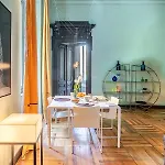 Apartament Lavi' 82 *